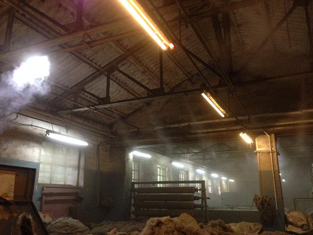 увлажнение воздуха на текстильной фабрике
